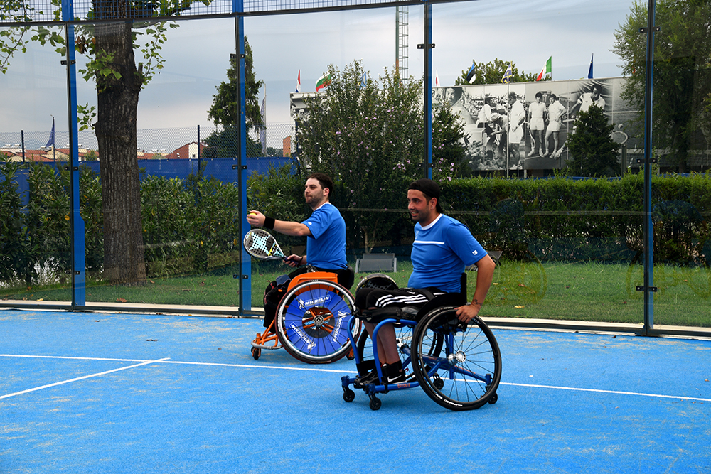 Padel-in-carrozzella-Monviso-Padel-Club-Torino.jpg