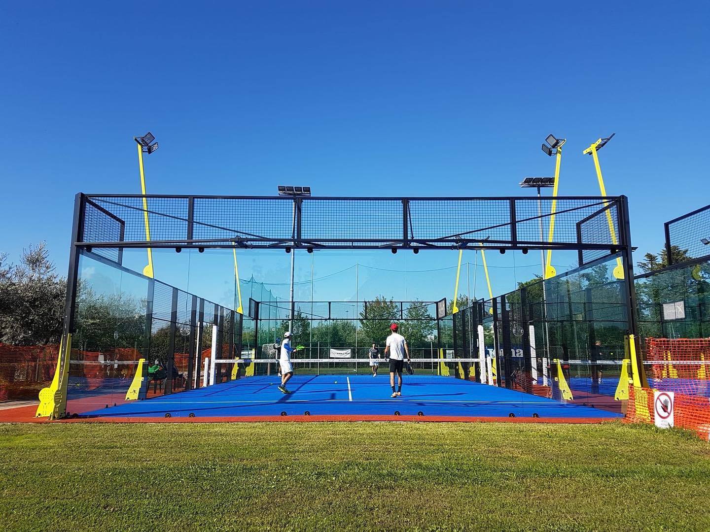 centro padel.jpg